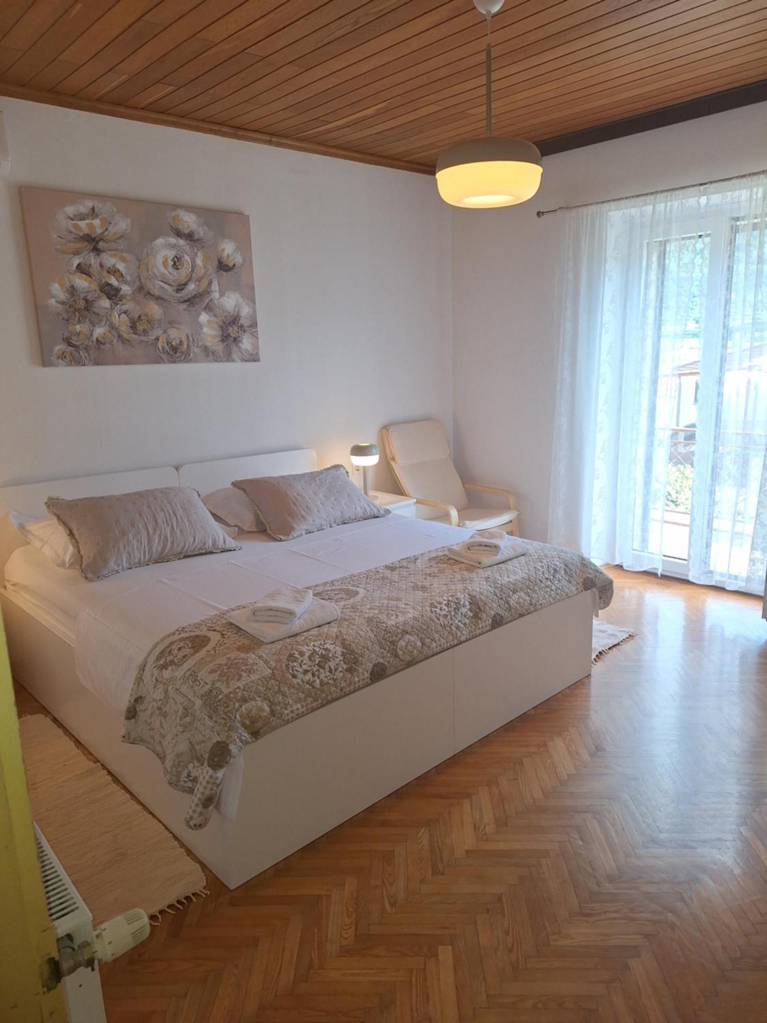 Holiday Home Leonida 耶尔萨 外观 照片