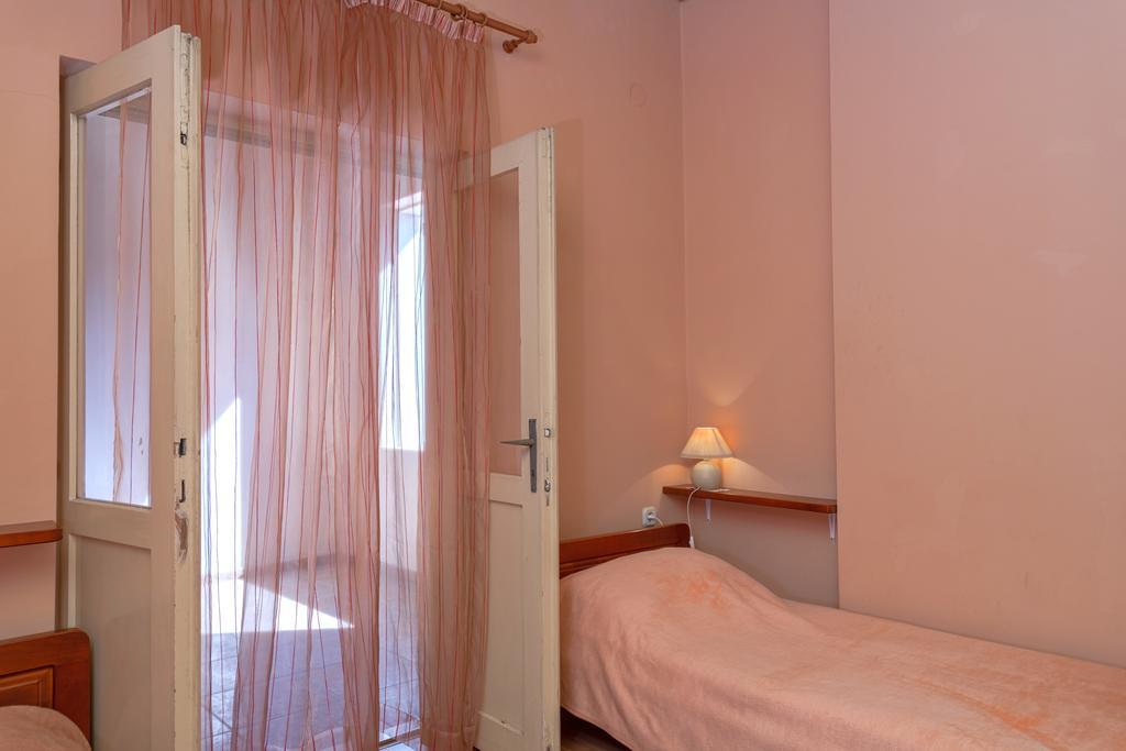 Holiday Home Leonida 耶尔萨 外观 照片