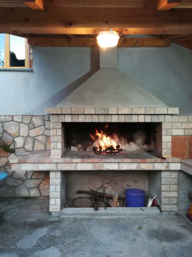 Holiday Home Leonida 耶尔萨 外观 照片